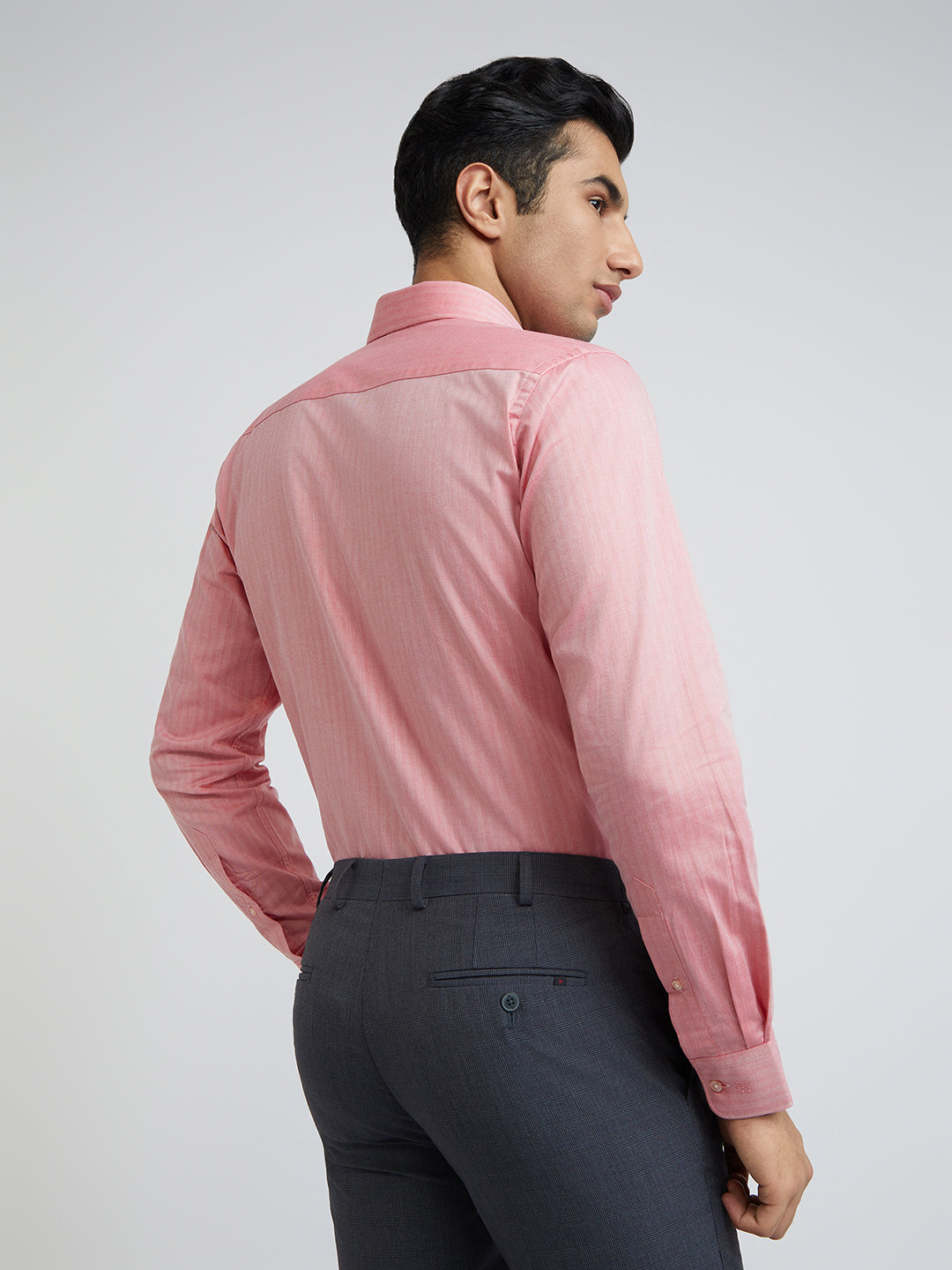 pink slim fit dress shirt Raymond Men Solid Formal – MyRaymond ANGELIQUE Two-Tone Mid Century Modern size:16.5