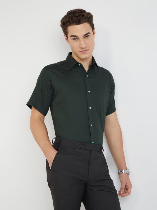 Raymond Men Green Solid Contemporary Fit Cotton Shirt