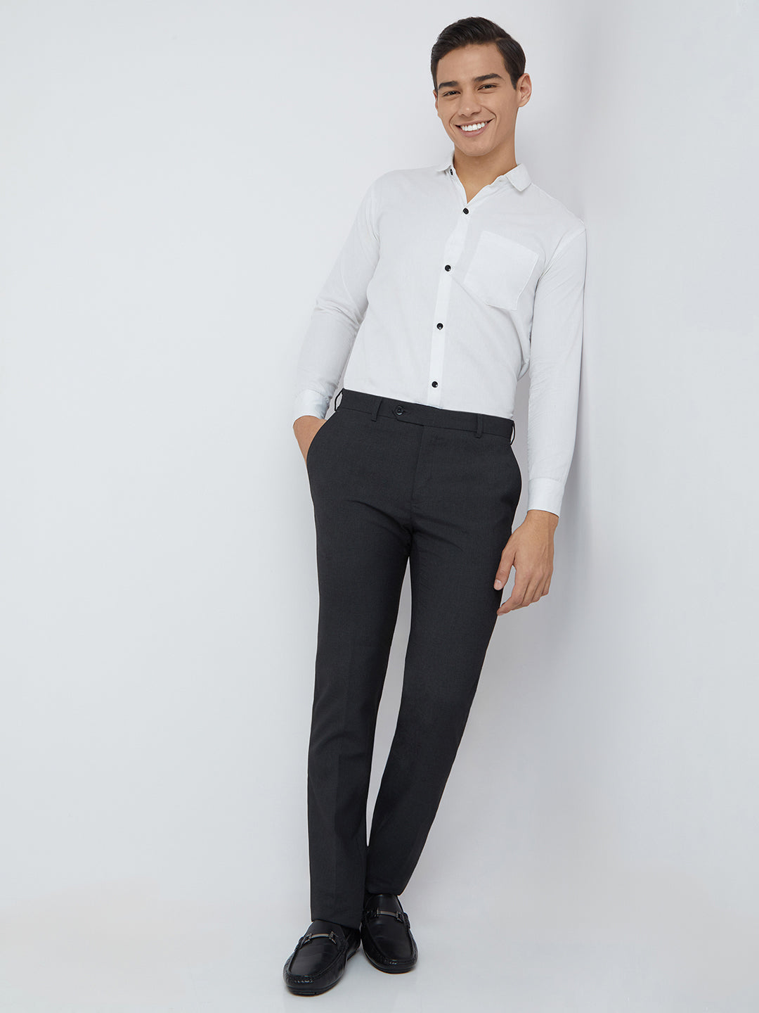 Raymond Men Grey Slim Fit Solid Trouser