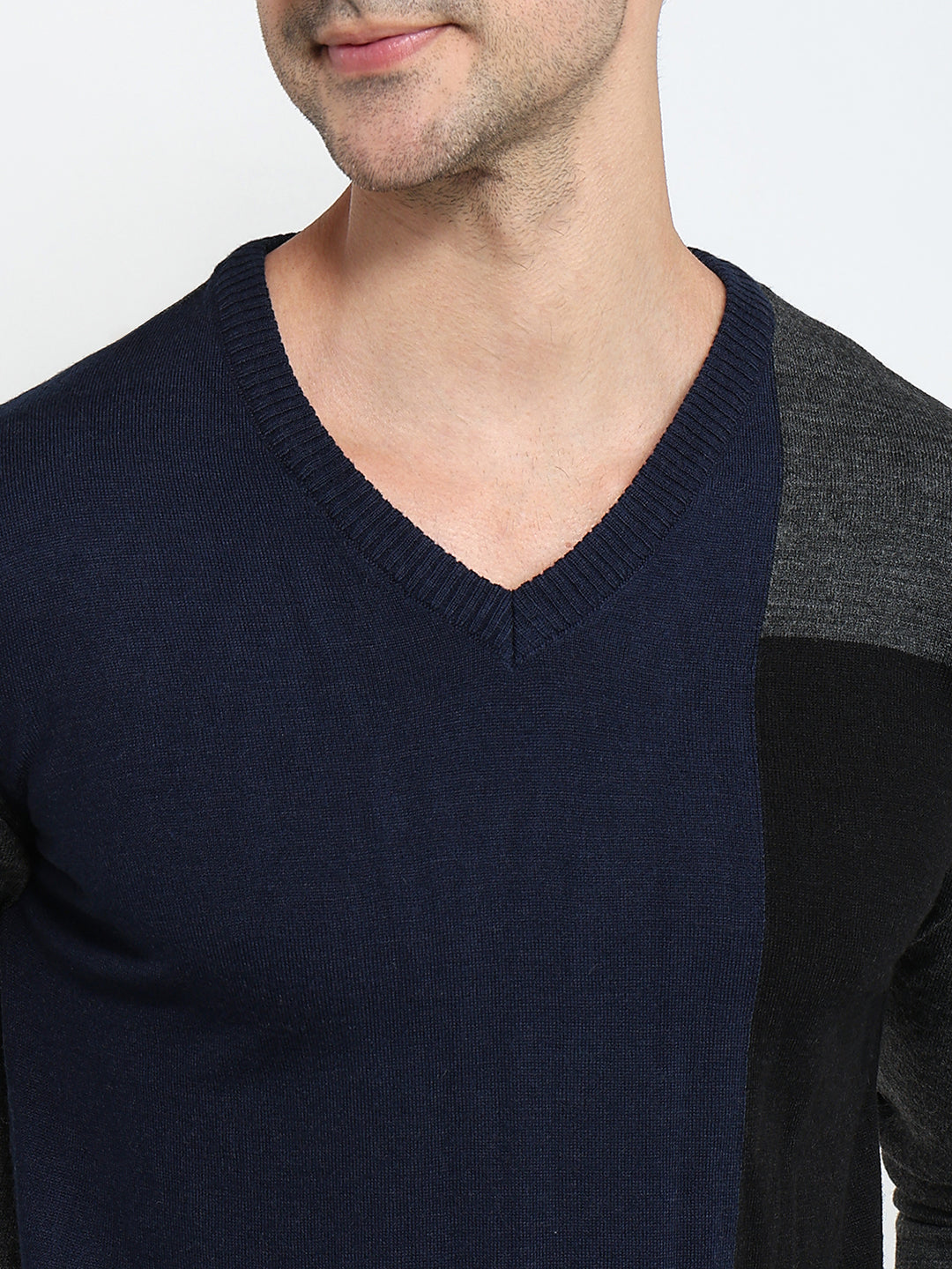 Raymond Men Blue Structure Round Neck Collar Sweatshirt