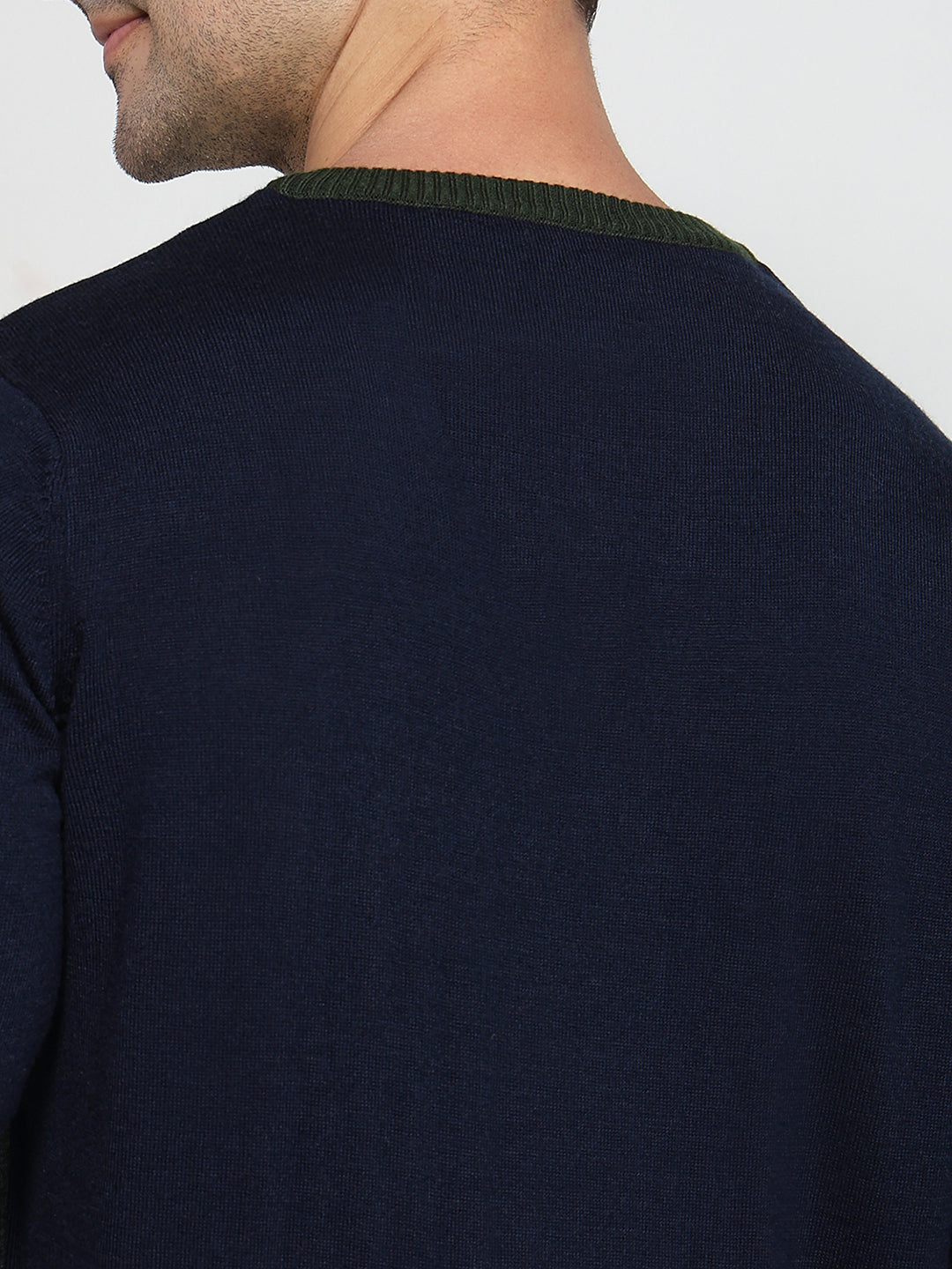 Raymond Men Green Structure Round Neck Collar Sweatshirt