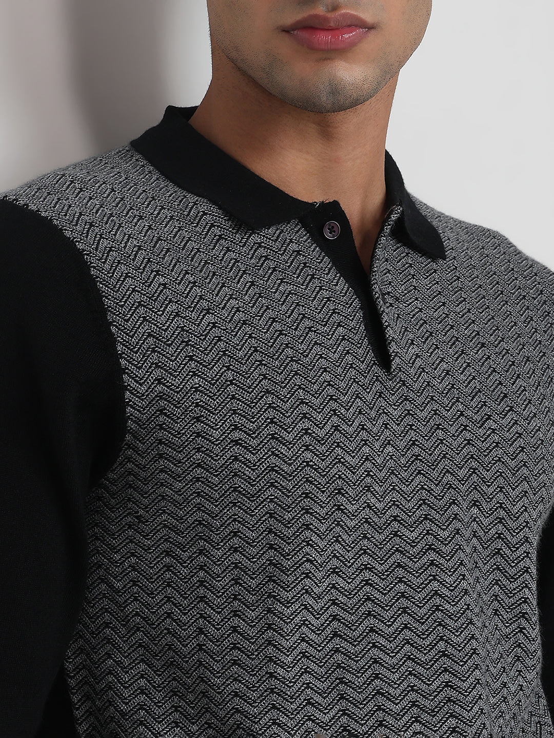 Raymond Men Black Structure Round Neck Collar Sweatshirt