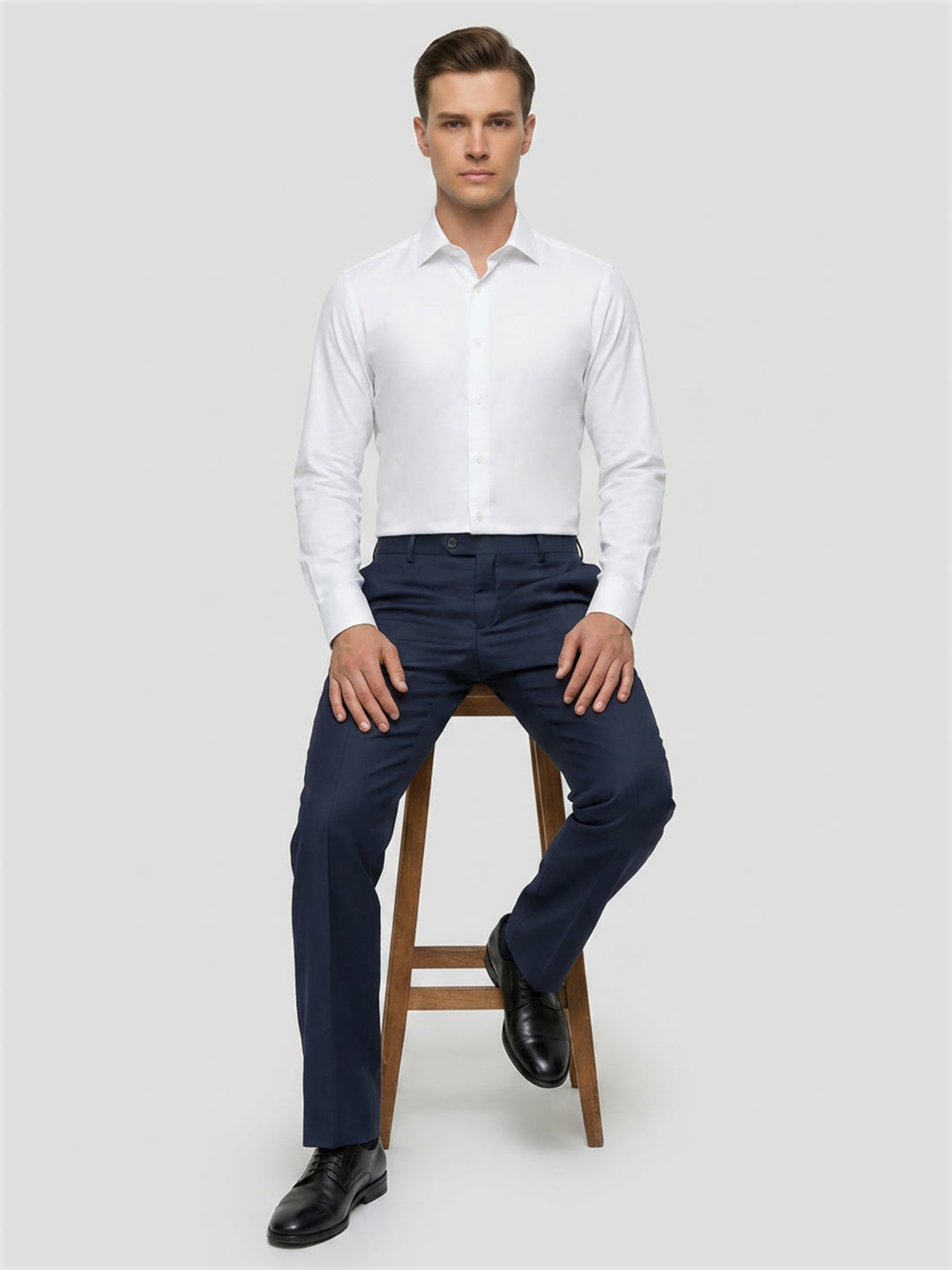 Raymond Men Blue Regular Fit Solid Trouser