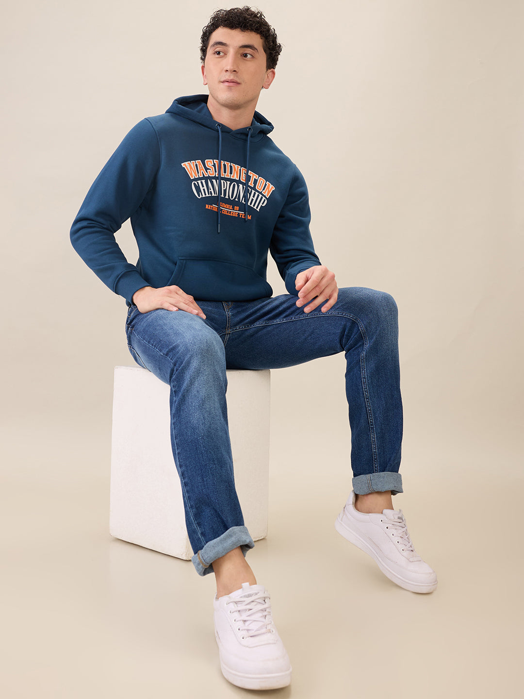 Parx Men Blue Regular Fit Graphic Sweatshirt