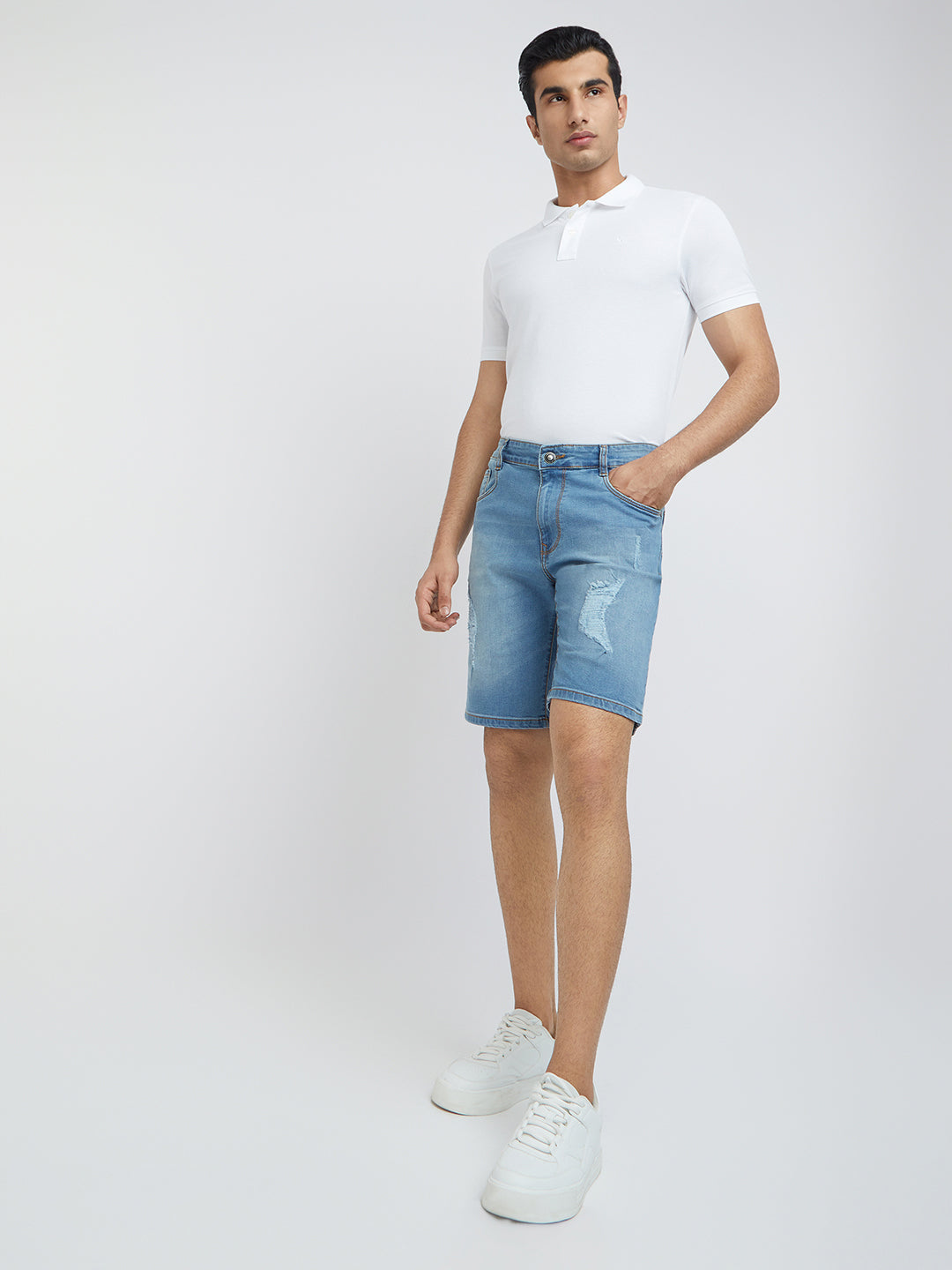 Parx Men Blue Solid Regular Fit Shorts