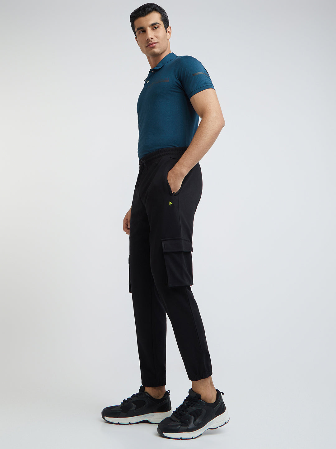 Parx Men Black Solid Jogger Fit Polyester Blend Jogger