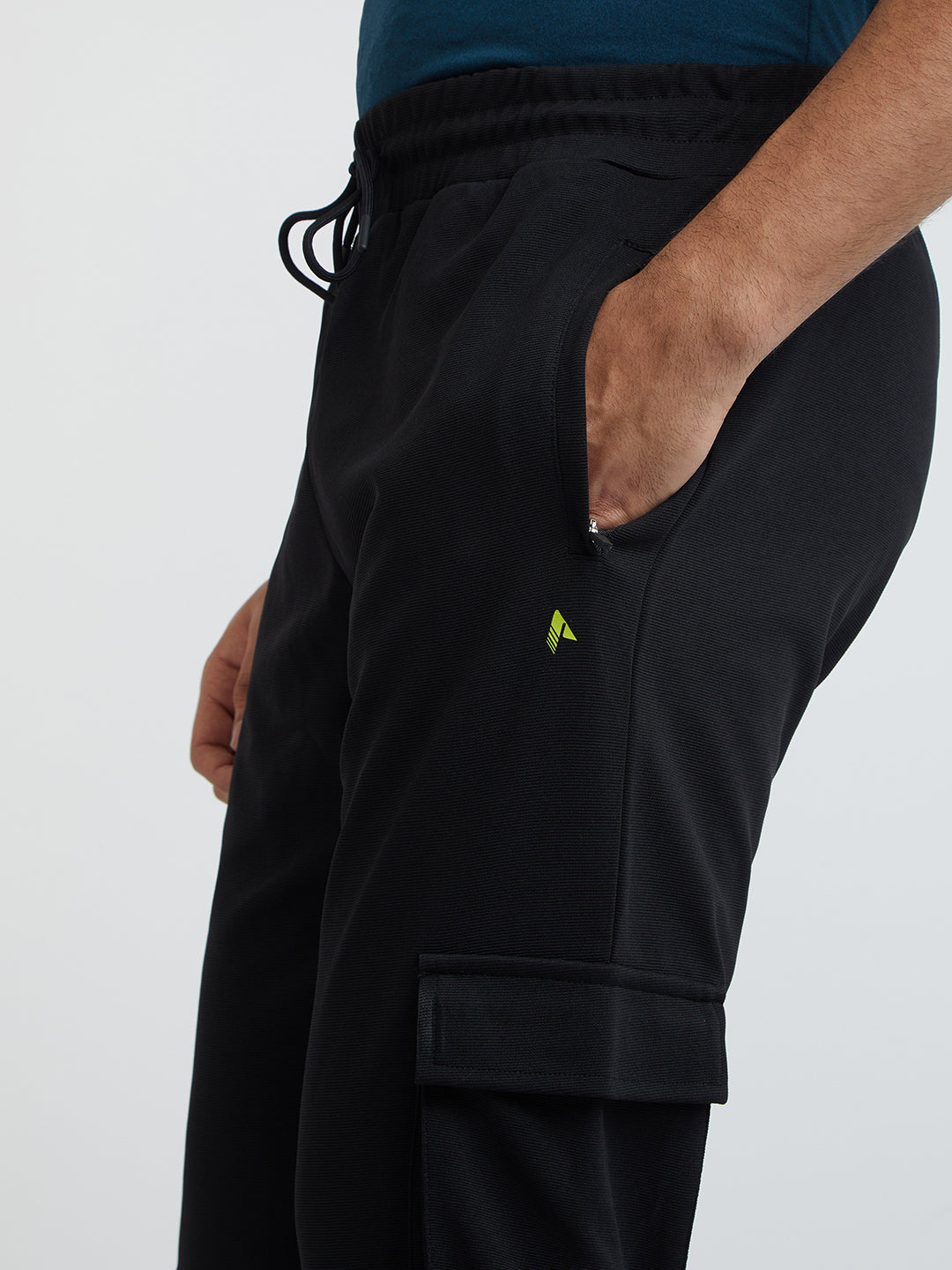 Parx Men Black Solid Jogger Fit Polyester Blend Jogger
