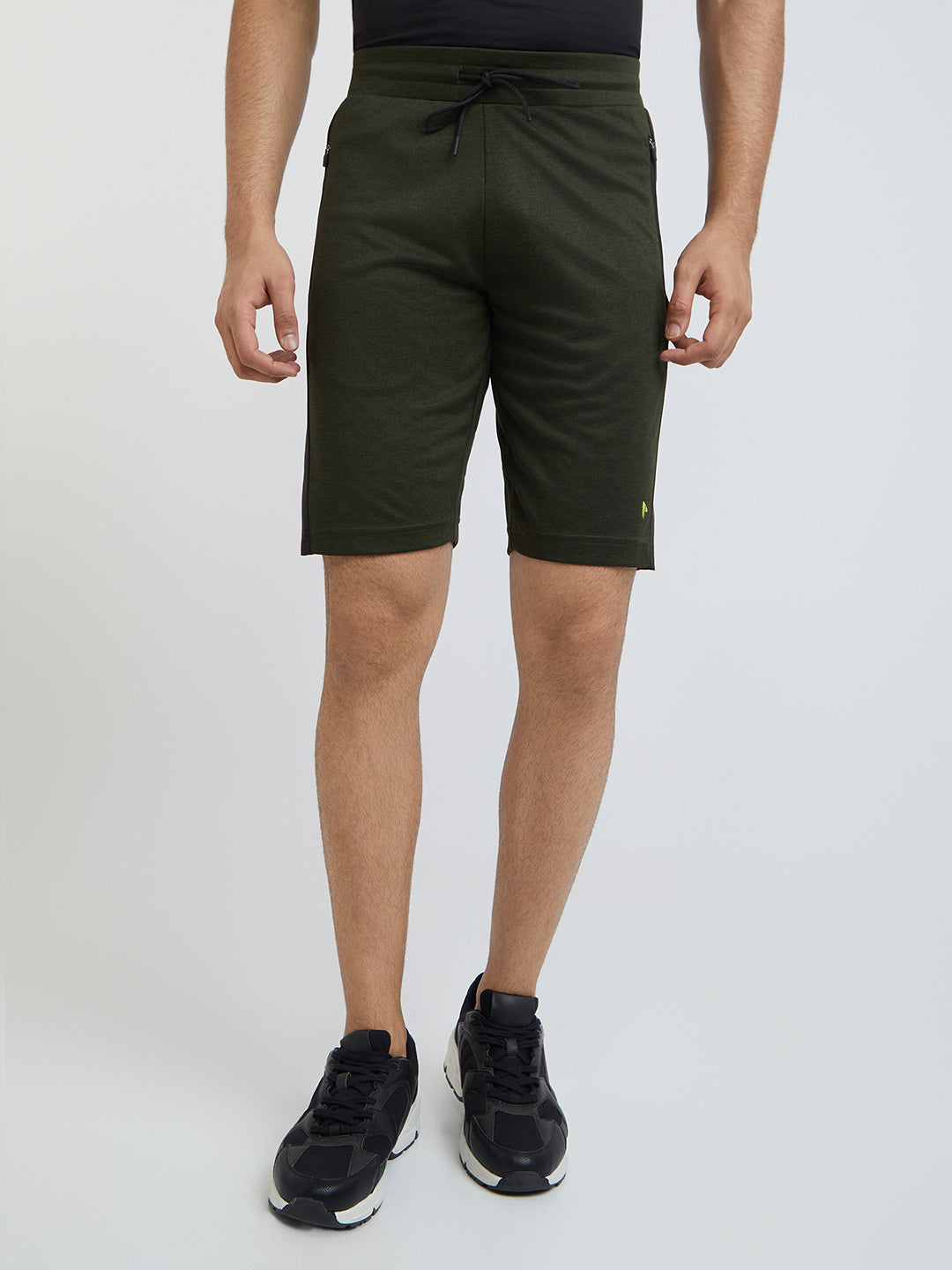 Parx Men Green Regular Fit Cut & Sew Shorts