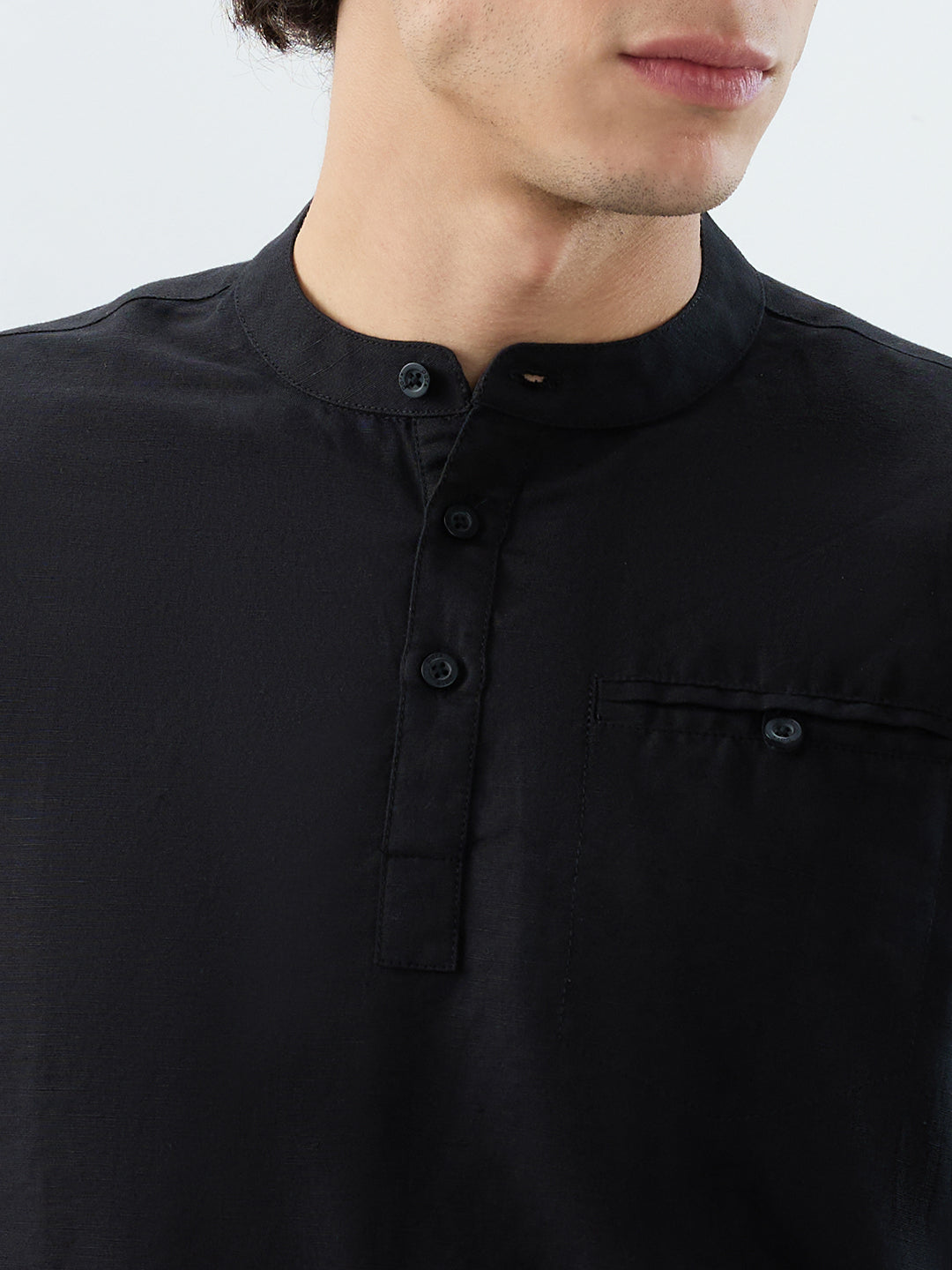 Parx Men Black Regular Fit Solid Henley Neck Collar T-Shirt