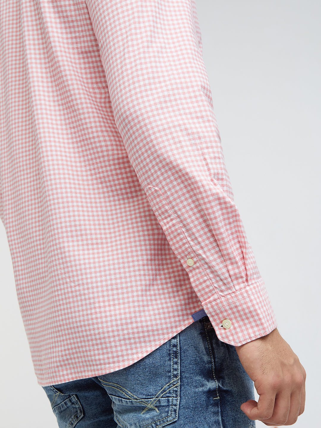 Parx Men Pink Checks Slim Fit Cotton Casual Shirt