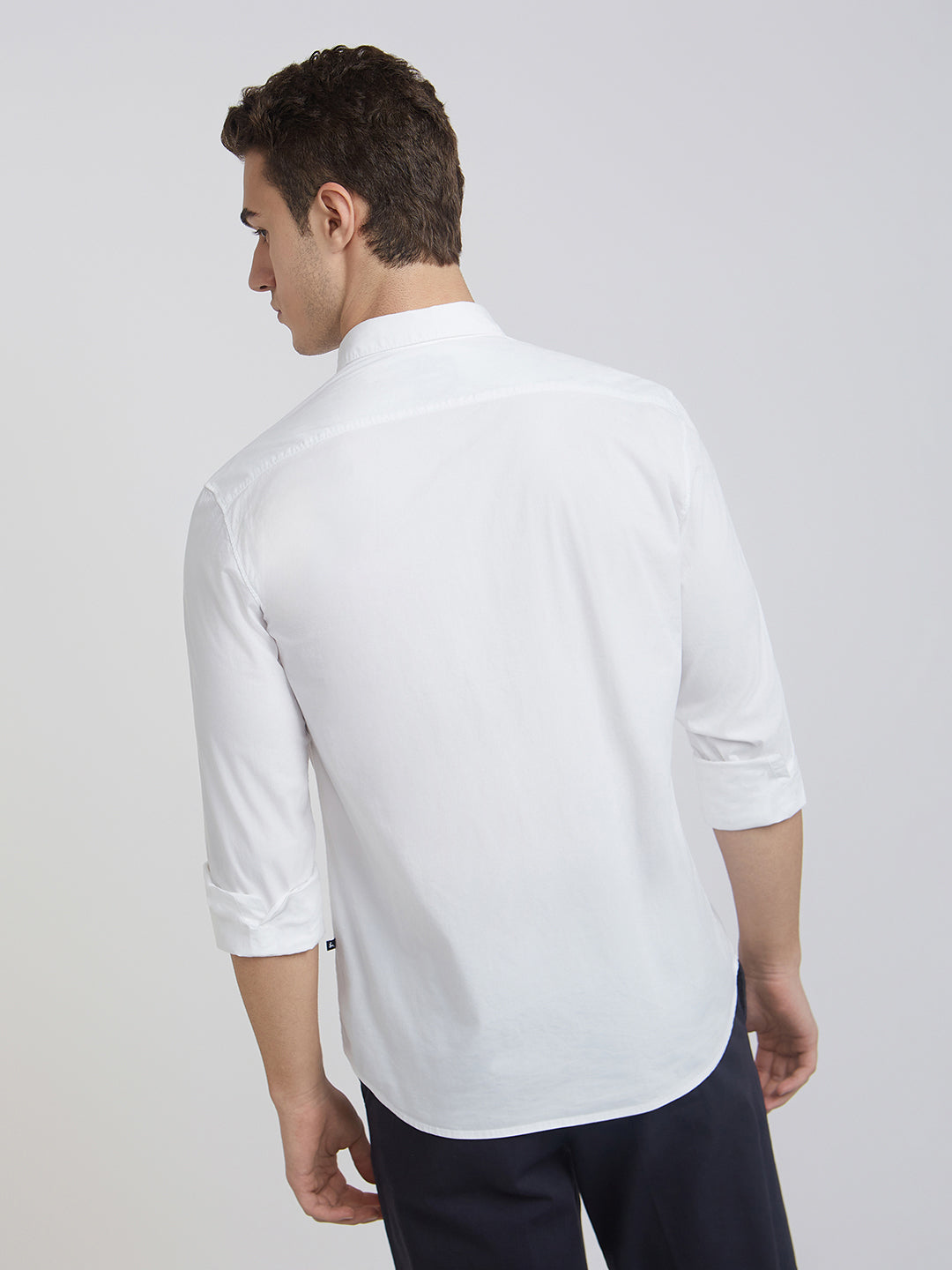 Men White Slim Fit Solid Cotton Blend Full Sleeve Shirts