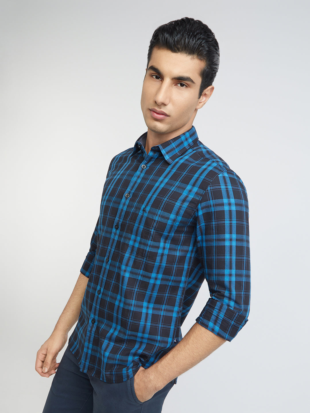 Men Blue Slim Fit Checks Cotton Full Sleeve Shirts