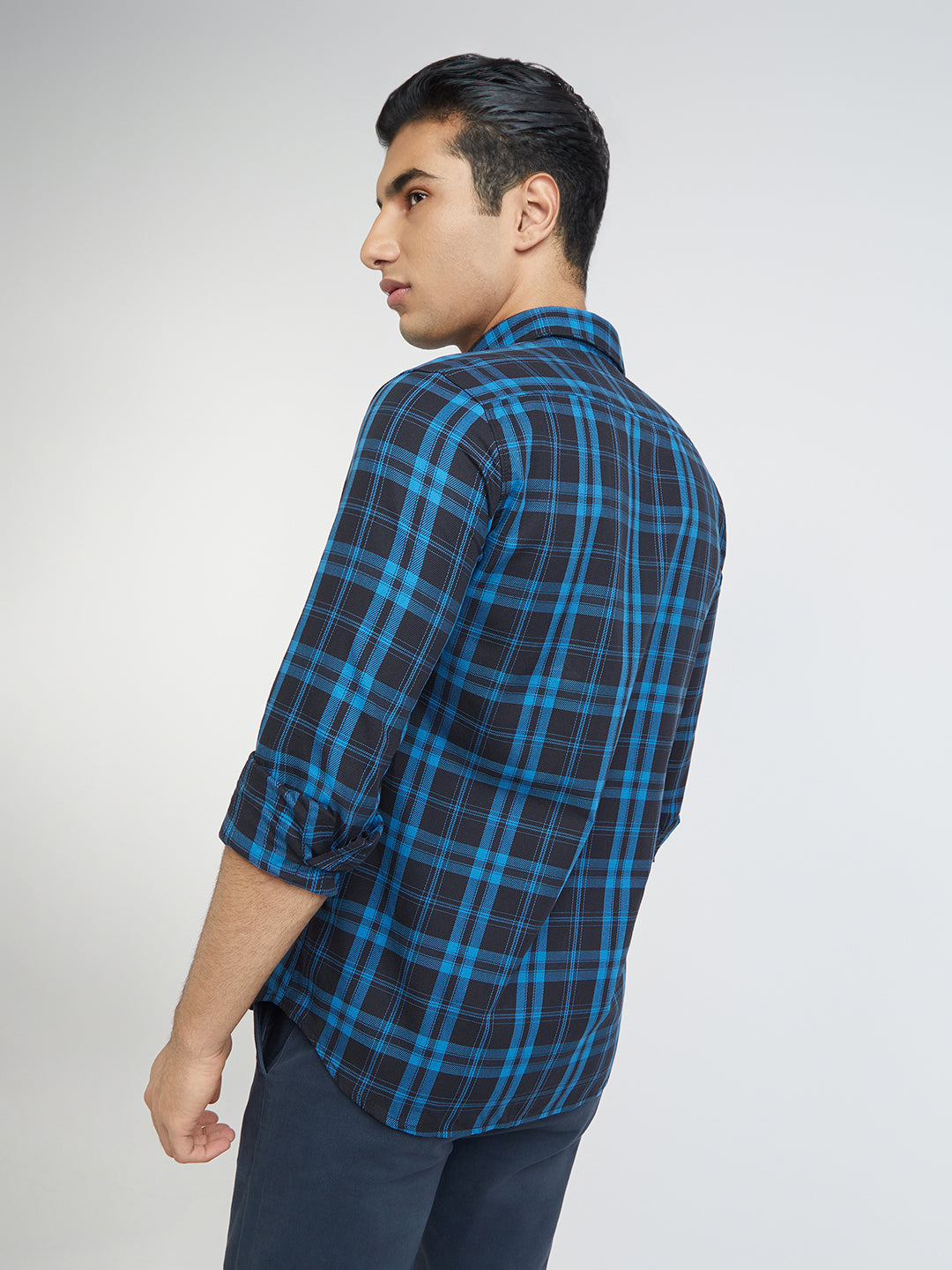 Men Blue Slim Fit Checks Cotton Full Sleeve Shirts