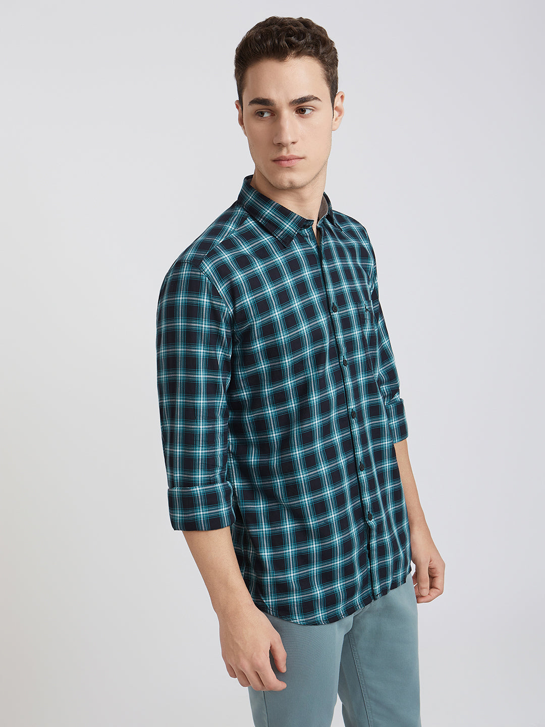 Parx Men Green Checks Slim Fit Cotton Casual Shirt