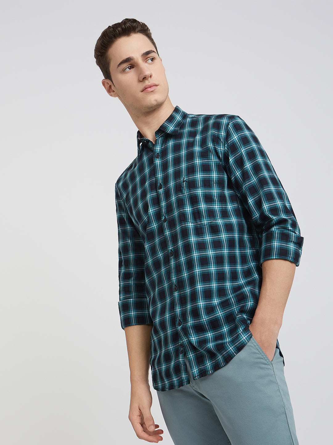 Parx Men Green Checks Slim Fit Cotton Casual Shirt