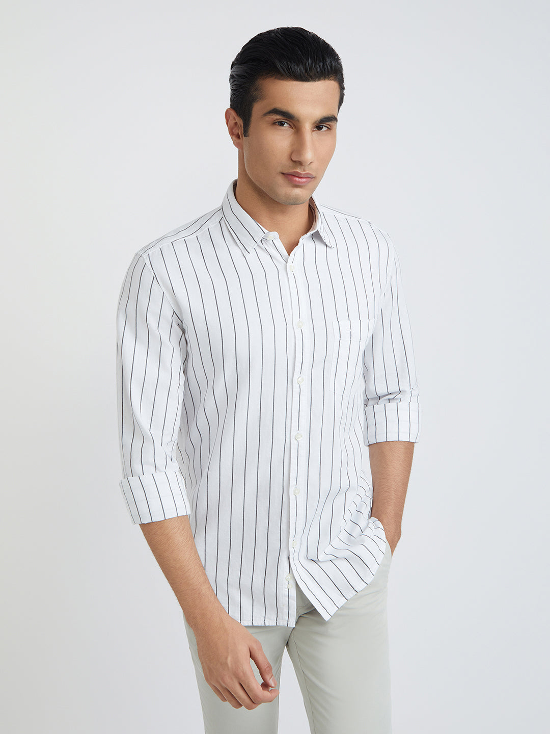 Men White Slim Fit Stripe Cotton Full Sleeve Shirts