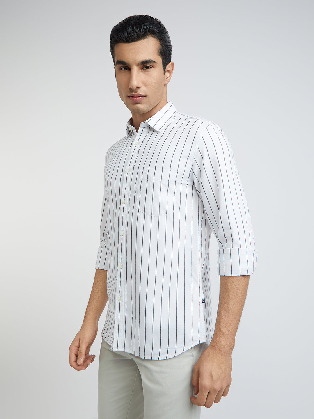 Men White Slim Fit Stripe Cotton Full Sleeve Shirts