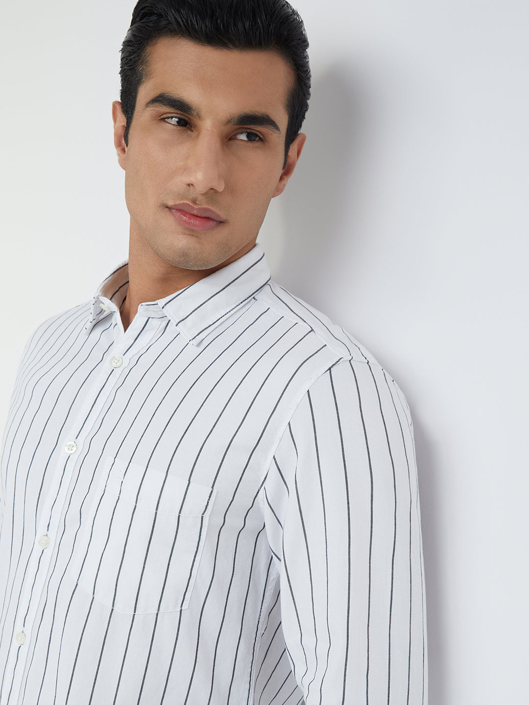 Men White Slim Fit Stripe Cotton Full Sleeve Shirts