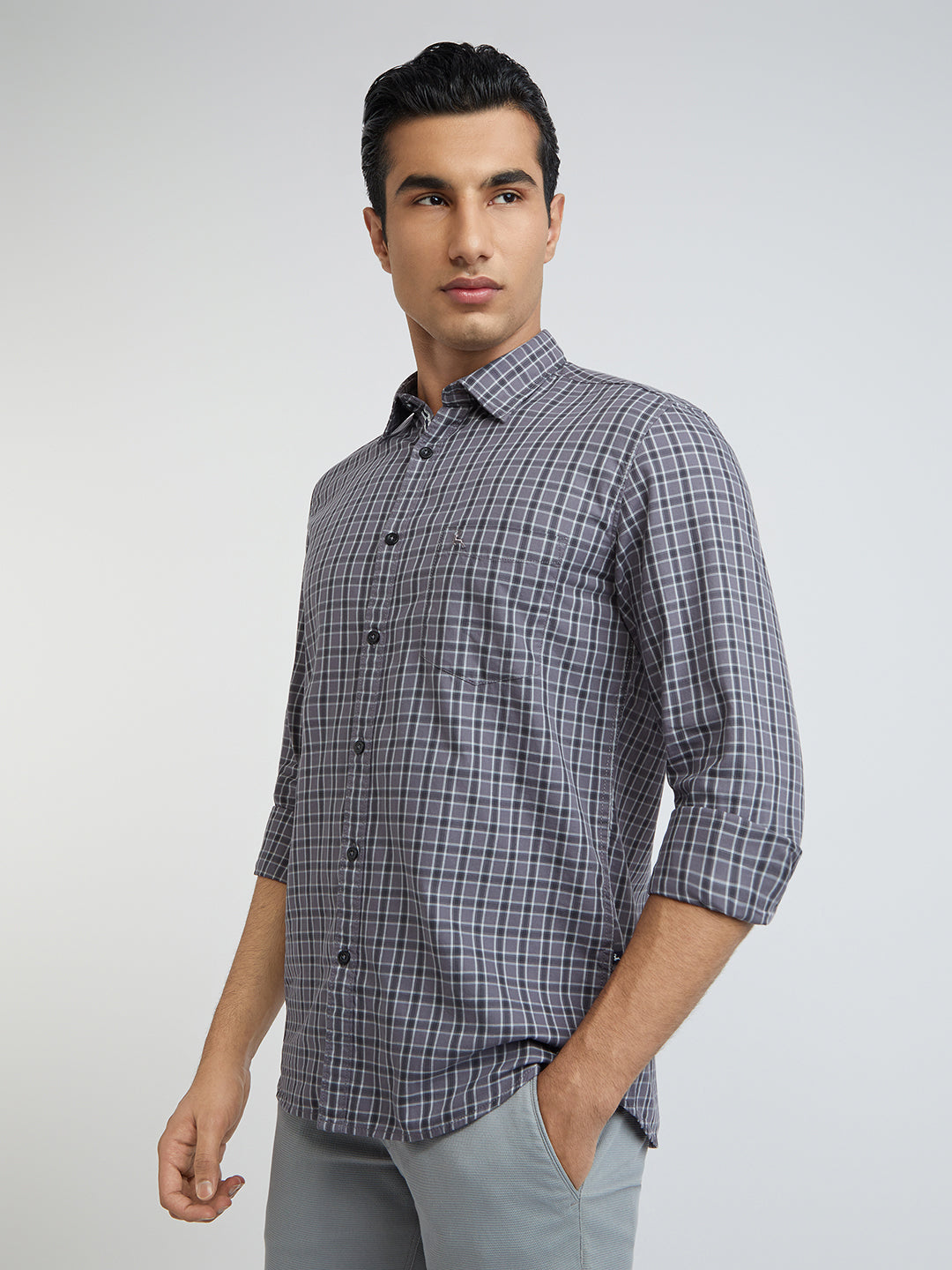 Men Grey Slim Fit Checks Cotton Full Sleeve Shirts