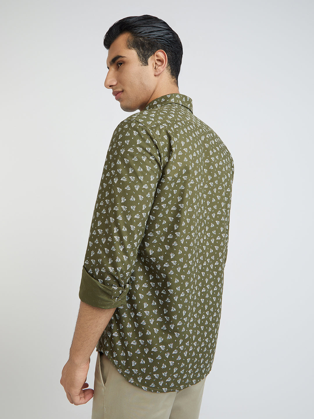 Parx Men Green Printed Slim Fit Full Sleeve Semi Cut Away Collar Shirt