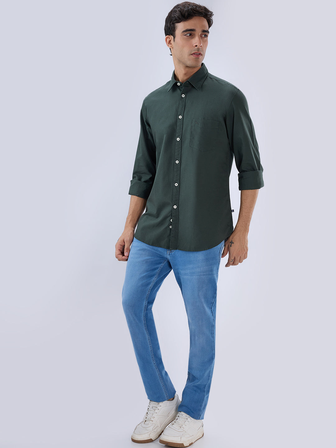 Parx Men Green Slim Fit Solid Casual Shirt