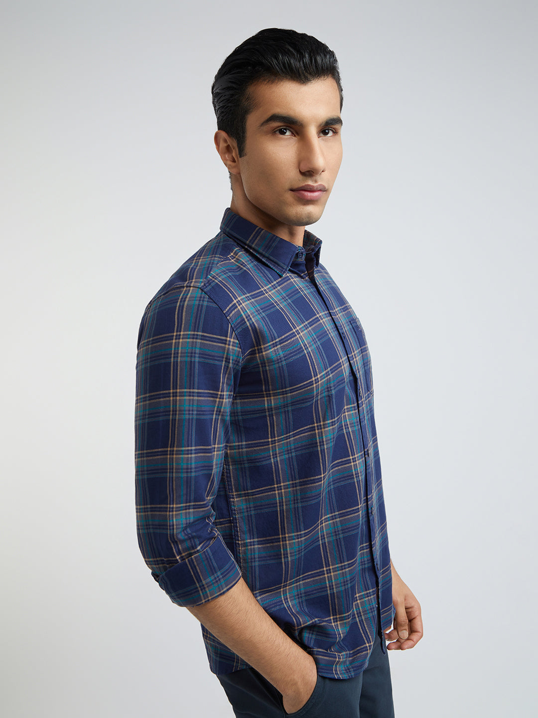 Men Blue Slim Fit Checks Cotton Full Sleeve Shirts