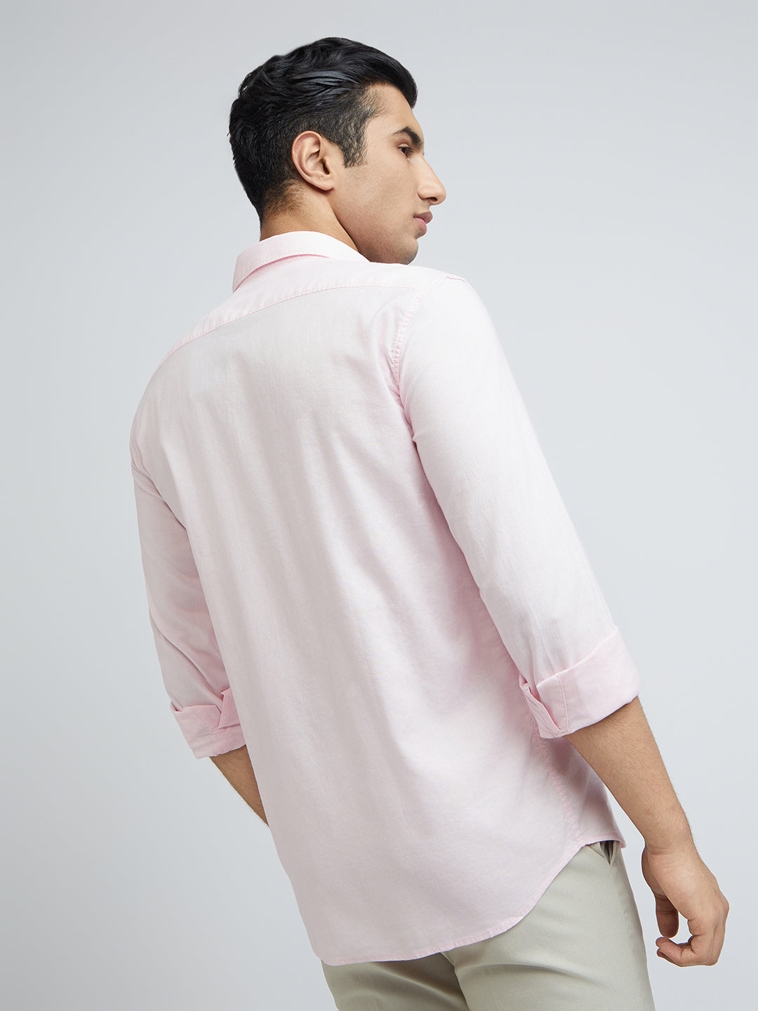 Parx Men Pink Solid Slim Fit Cotton Casual Shirt