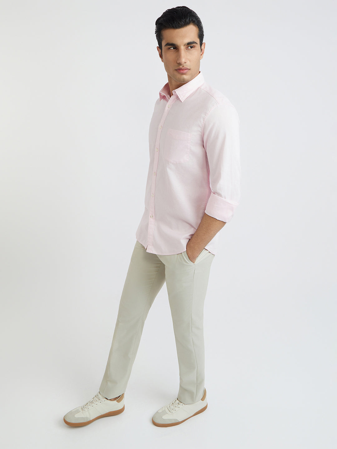 Parx Men Pink Solid Slim Fit Cotton Casual Shirt