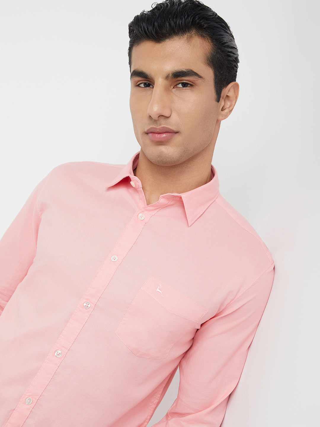 Parx Men Pink Solid Slim Fit Cotton Casual Shirt