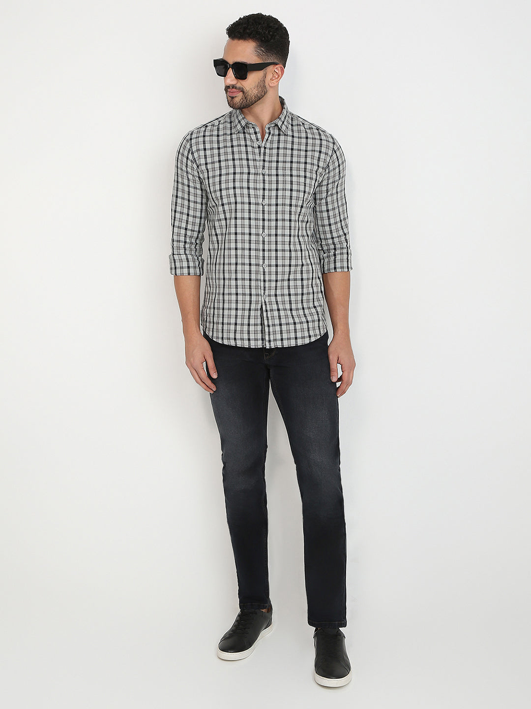 Parx Men Grey Checks Slim Fit Cotton Casual Shirt