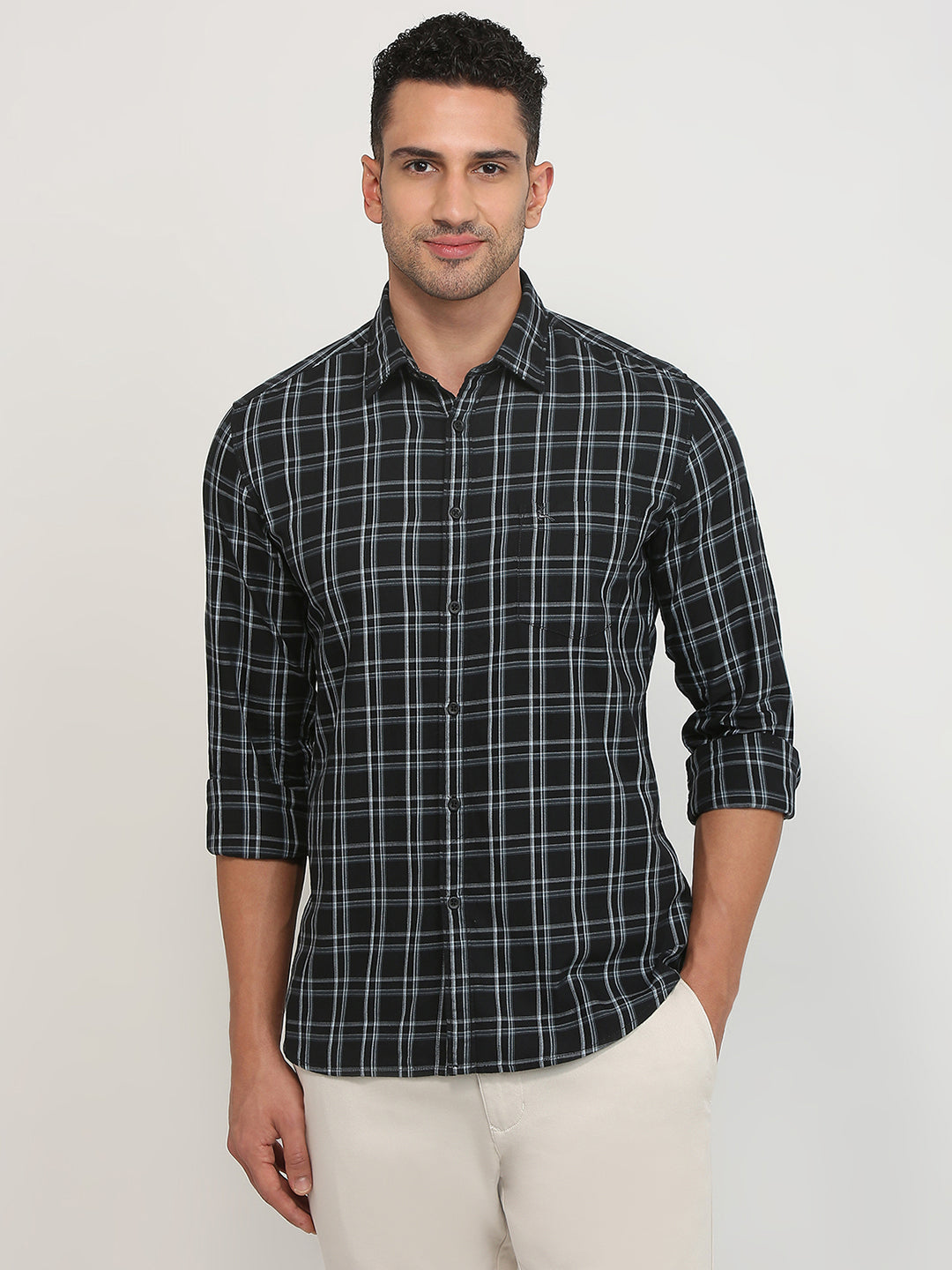 Parx Men Black Checks Slim Fit Cotton Casual Shirt