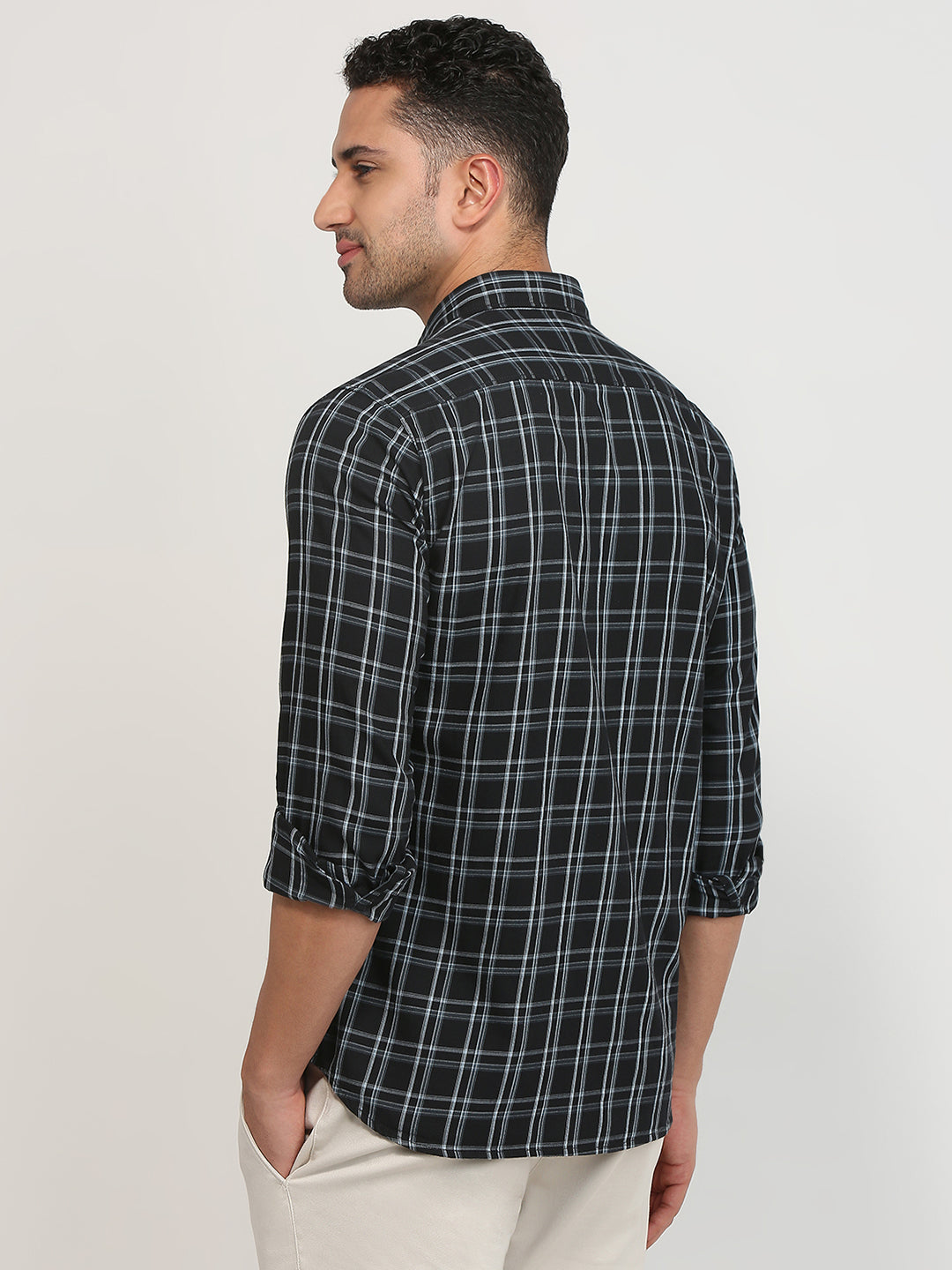 Parx Men Black Checks Slim Fit Cotton Casual Shirt