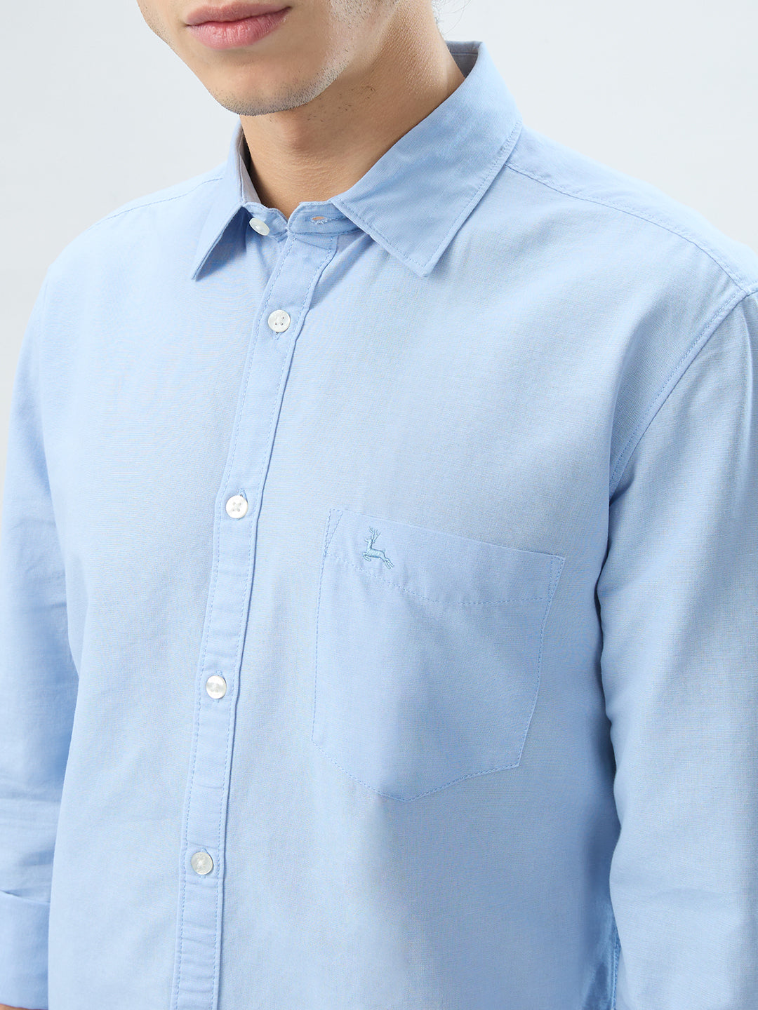 Parx Men Blue Slim Fit Solid Casual Shirt