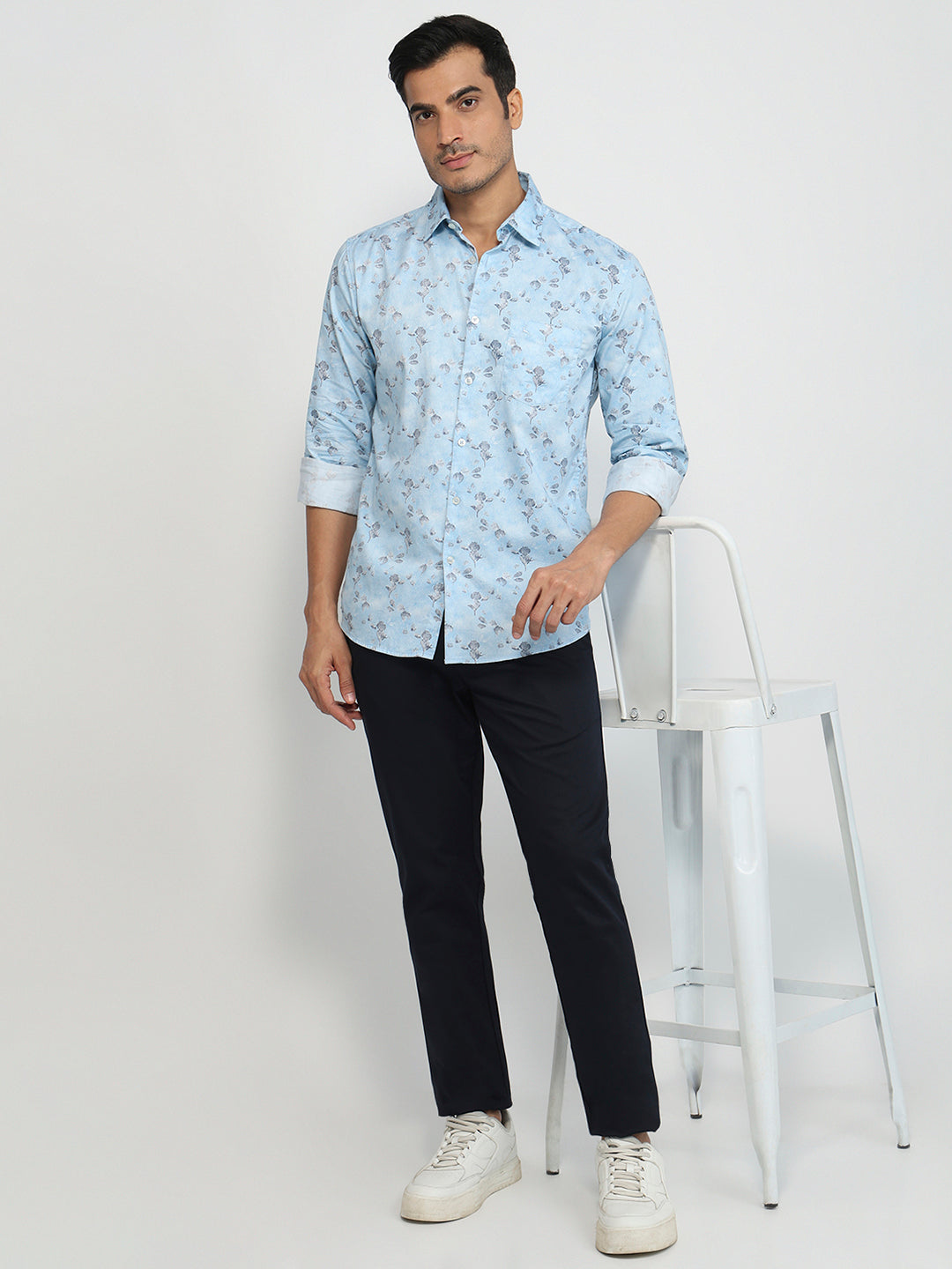 Parx Men Blue Slim Fit Print Casual Shirt