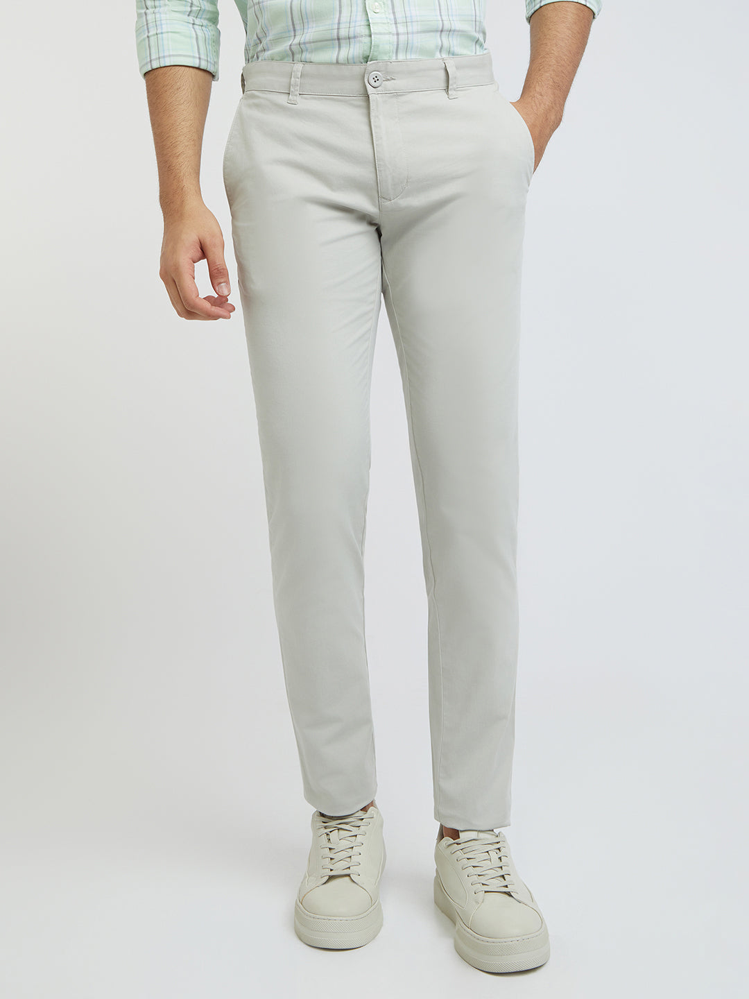 Parx Grey Solid Low Rise Tapered Fit Cotton Blend Trouser