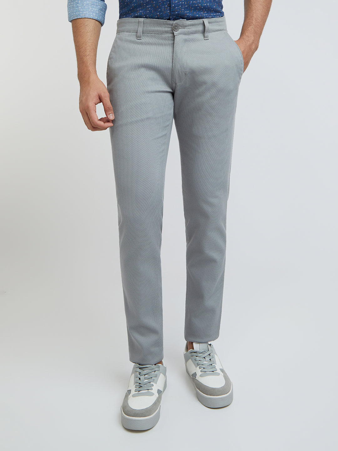 Men Grey Super Slim Fit Solid Cotton Blend Trouser