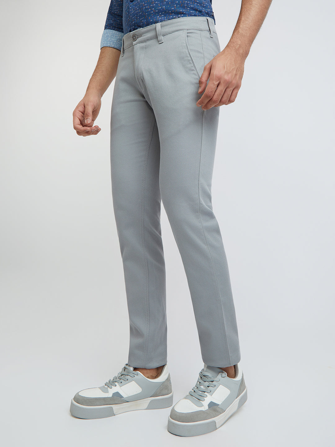 Men Grey Super Slim Fit Solid Cotton Blend Trouser