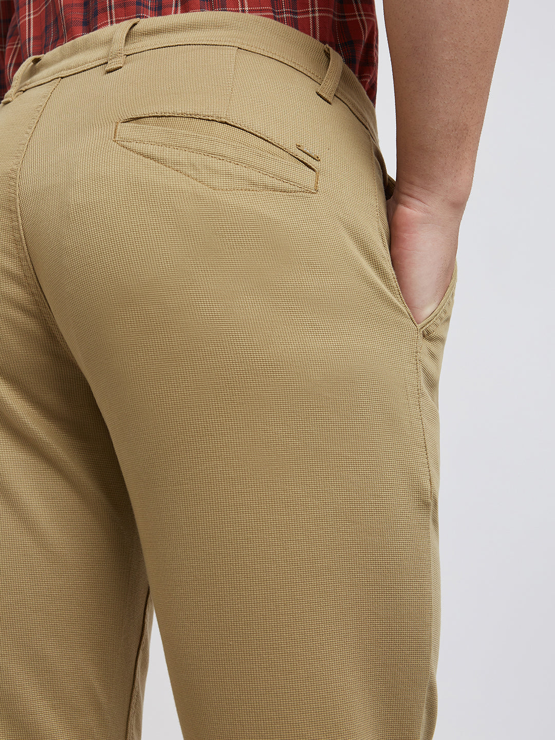 Men Khaki Low Rise Tapered Fit Solid Cotton Blend Trouser