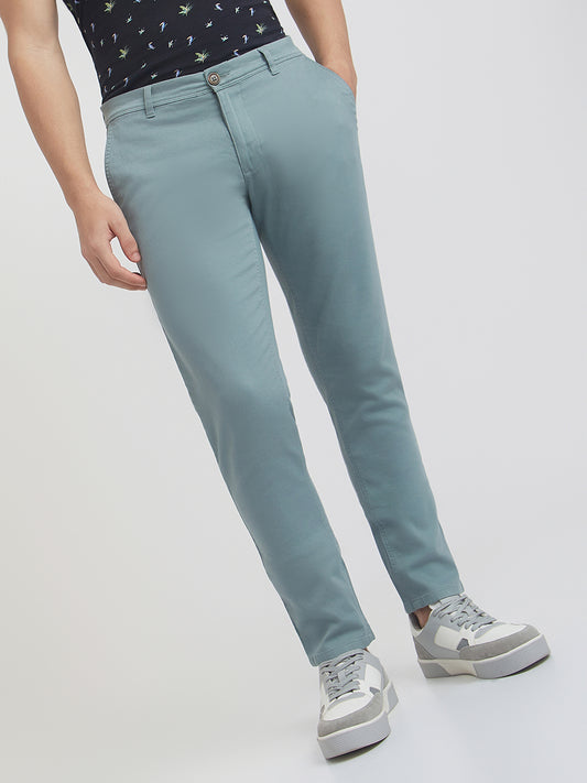 Men Green Low Rise Tapered Fit Solid Cotton Blend Trouser