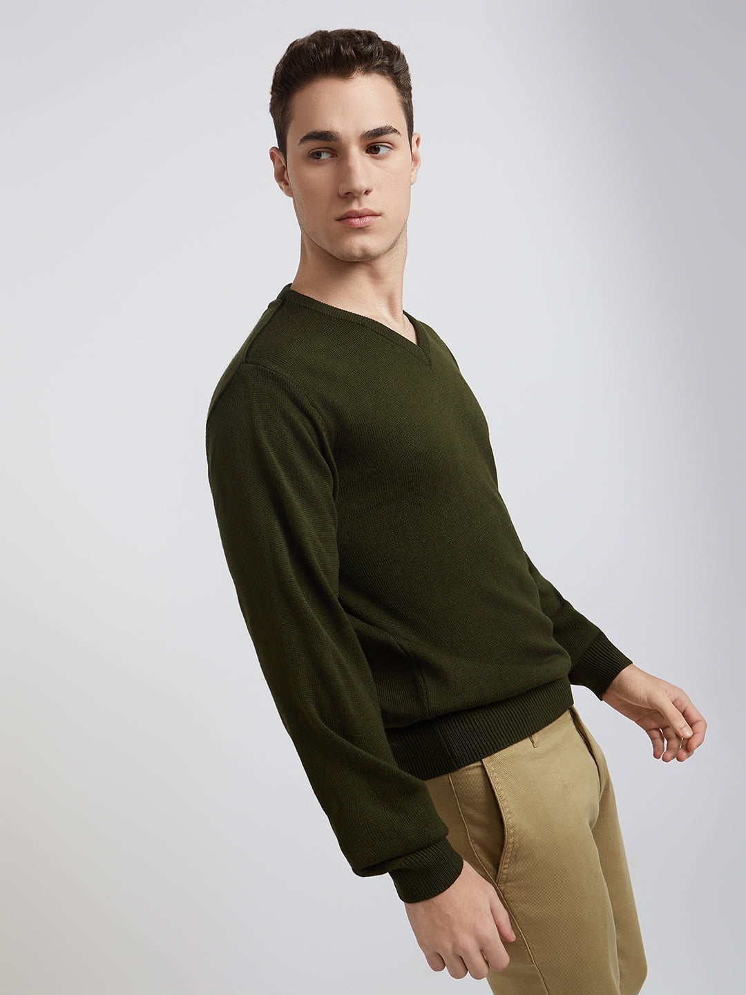 Men Green Solid Acrylic Full Sleeve Sweaters