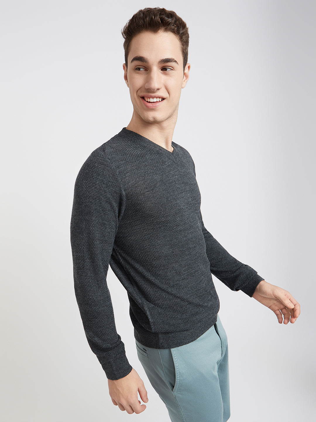 Men Grey Structure Acrylic Full Sleeve Sweaters