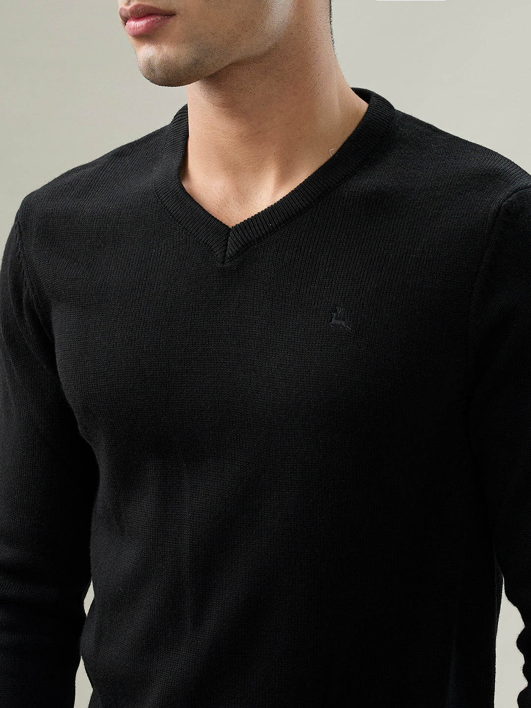 Parx Men Black Solid V Neck Collar Sweatshirt