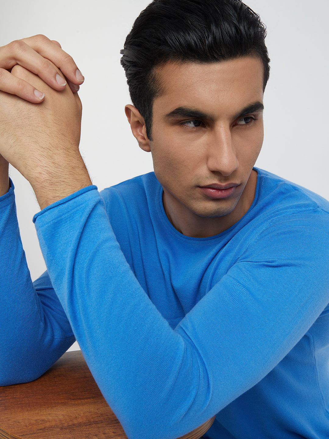 Men Blue Solid Cotton Full Sleeve Sweaters