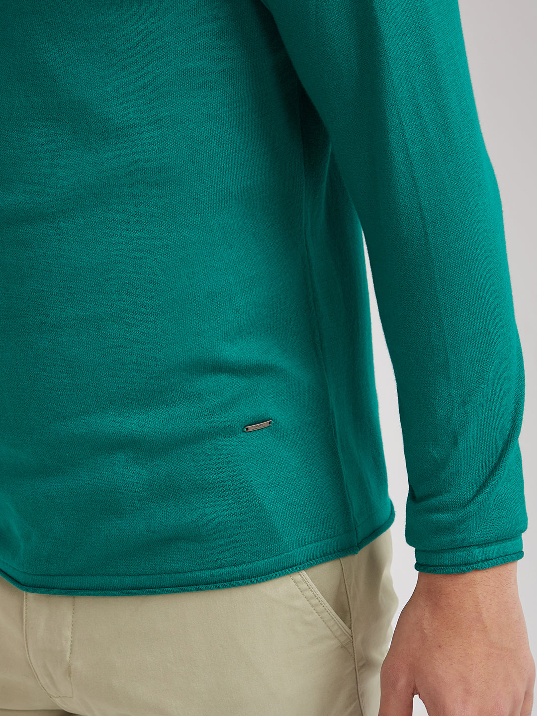 Men Green Solid Cotton Full Sleeve Sweaters