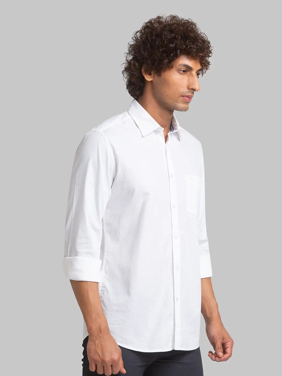 Men White Slim Fit Solid Cotton Full Sleeve Shirts