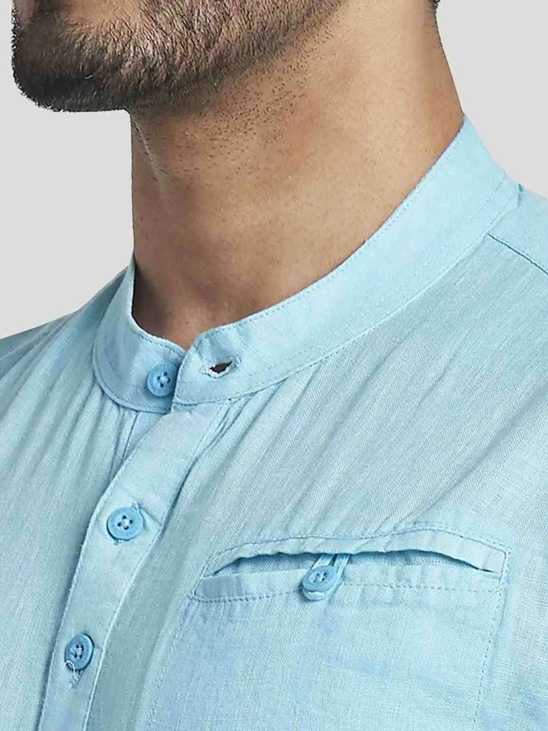 Parx Men Light Blue Solid Regular Fit Casual T-Shirt