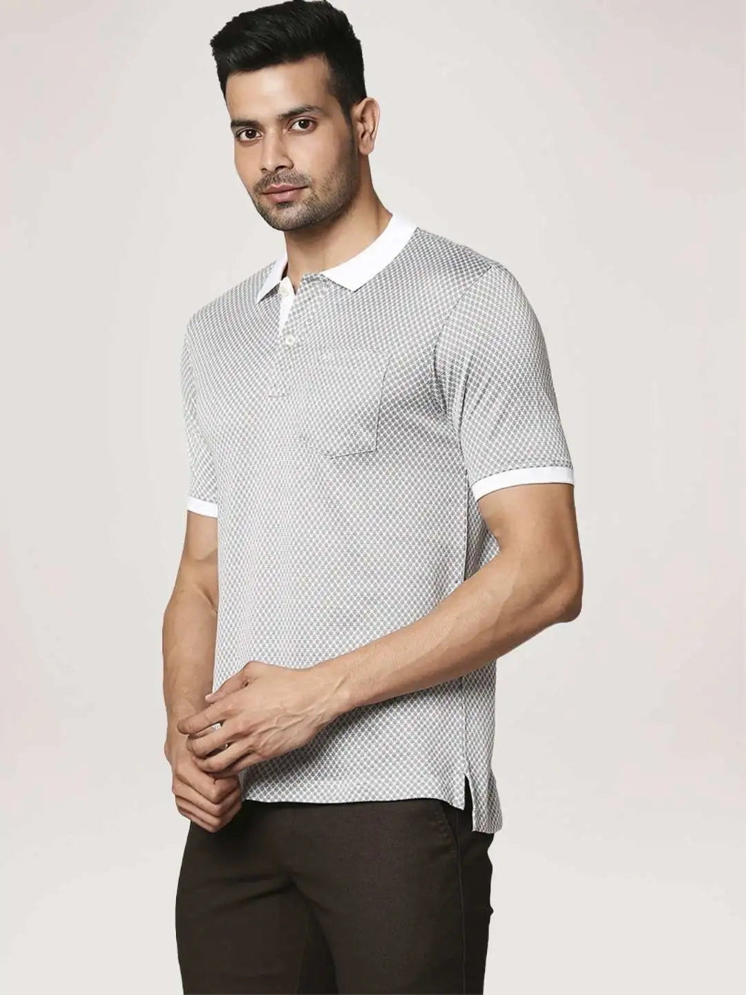 Raymond Men White Solid Regular Fit Casual T-Shirt