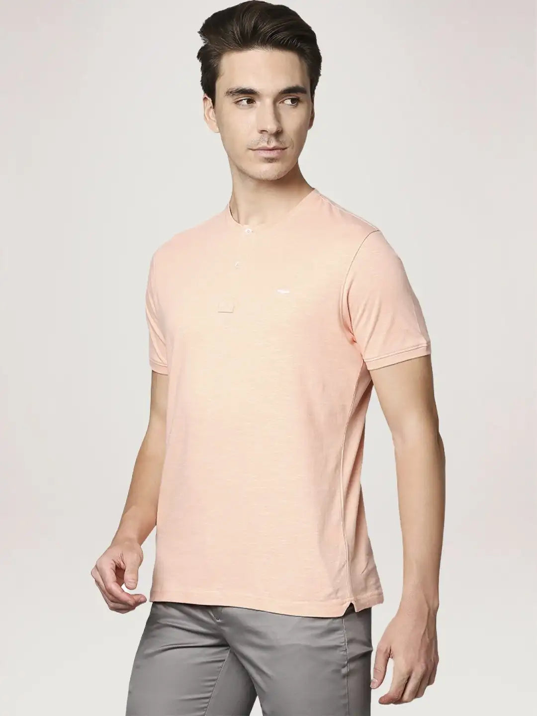 Park Avenue Men Medium Red Solid Slim Fit Casual T-Shirt