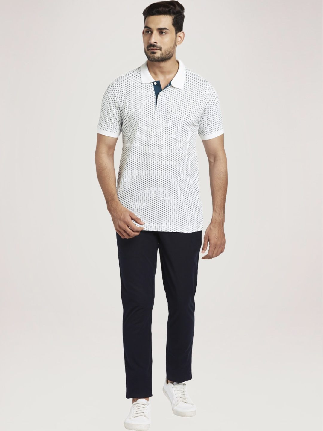 Colorplus Men White Printed Tailored Fit Casual T-Shirt