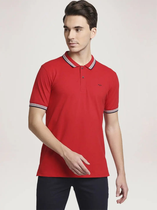 Colorplus Men Medium Red Solid Tailored Fit Casual T-Shirt